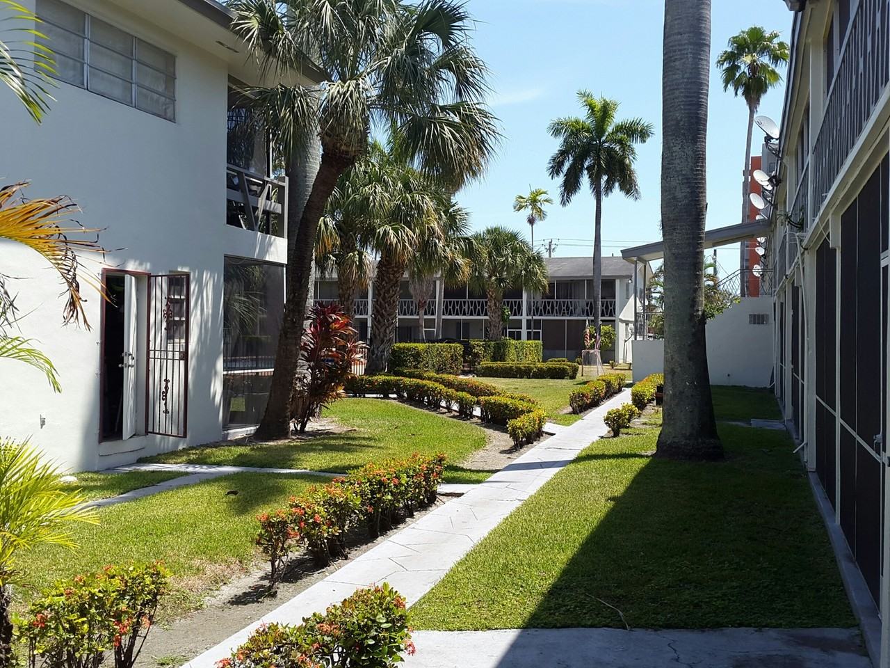 Grand Island Portfolio LLC (1495) - Photo 5 of 18