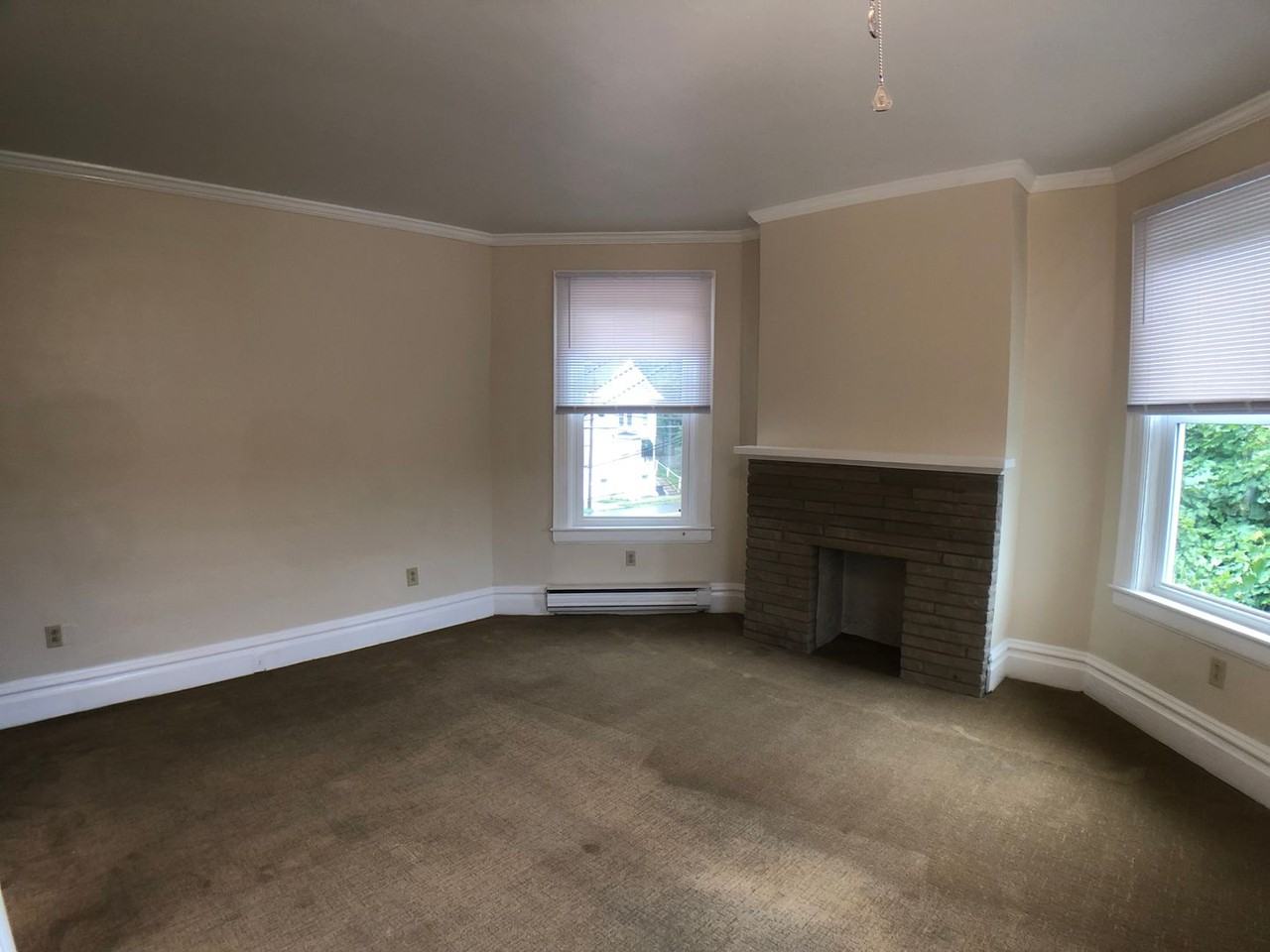 562-564 East Maiden St. - Photo 6 of 30