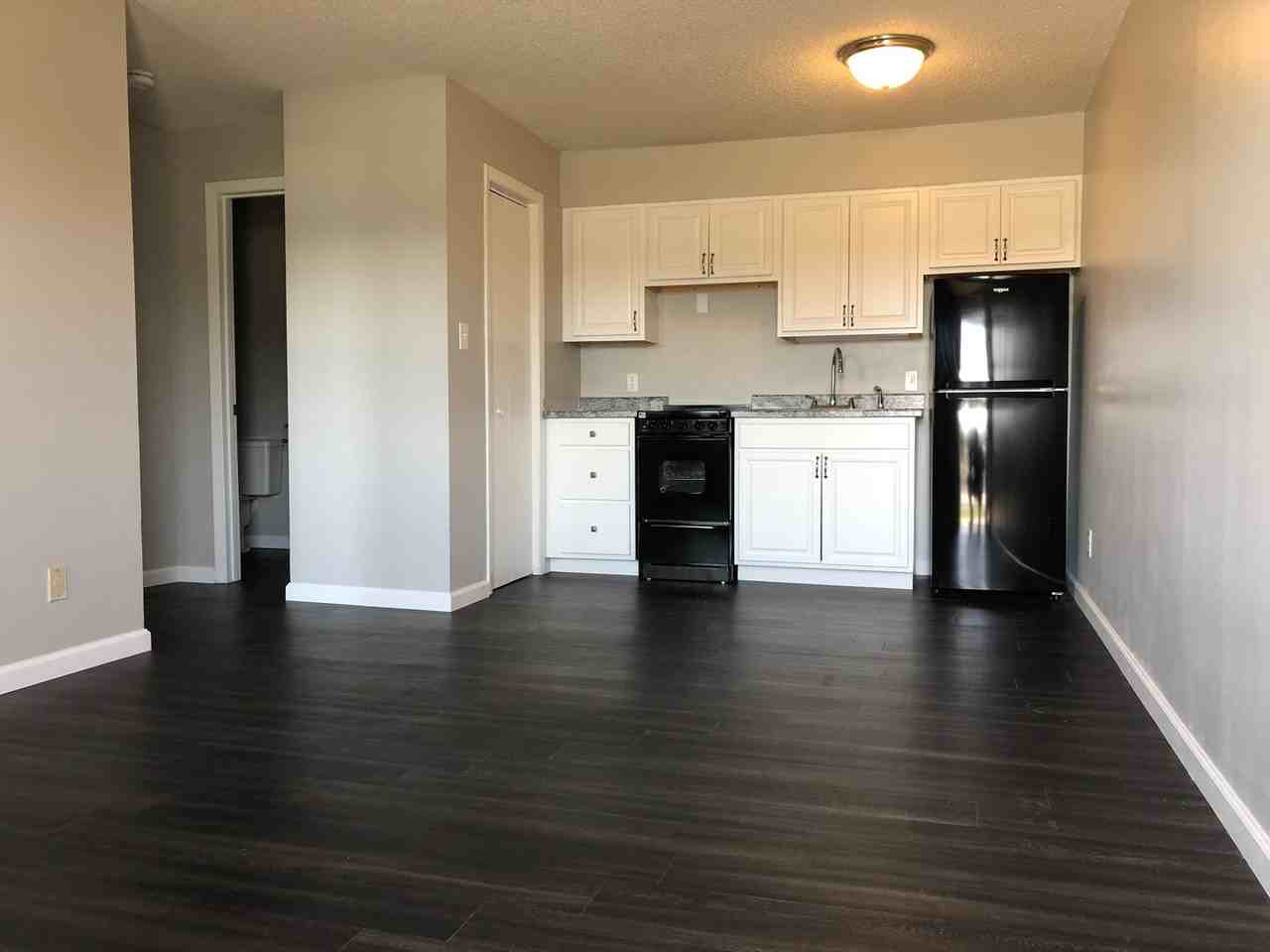 Eastview Apartments - Photo 5 of 32