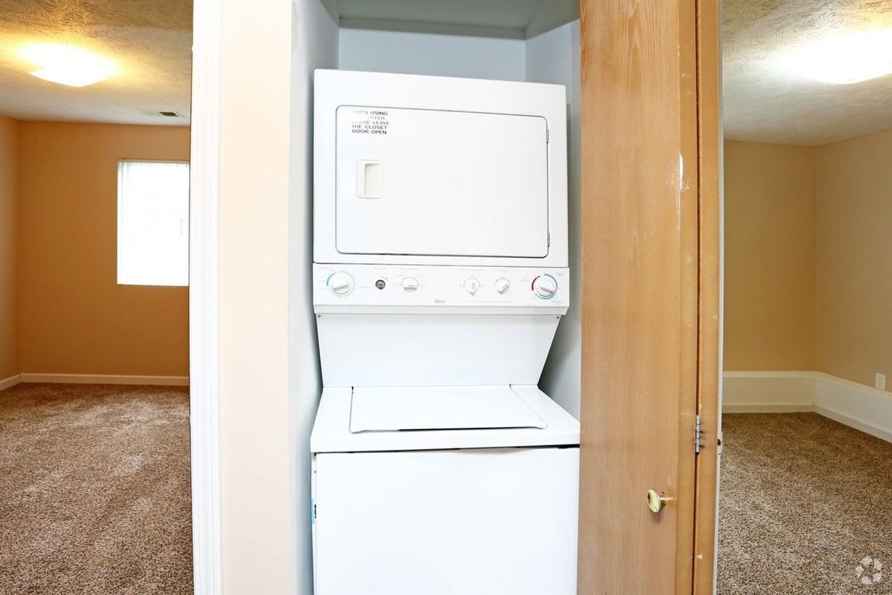 Residences at Fox Pointe - Photo 7 of 14