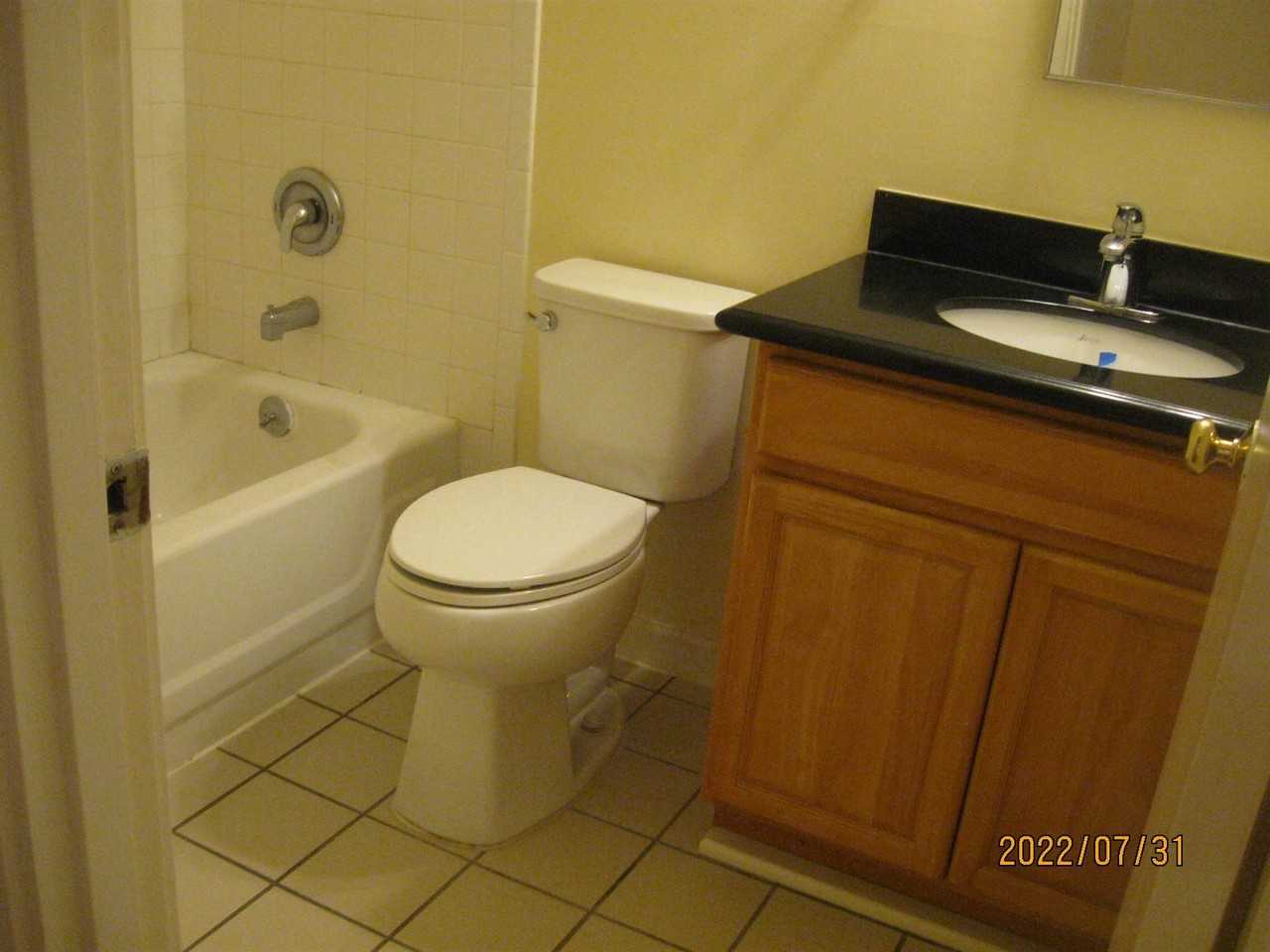 Townhouse Apartments - Photo 3 of 20