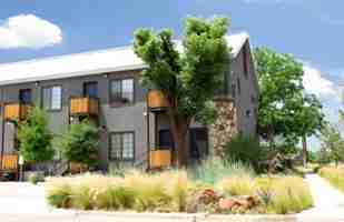 featured image of 4202 17th St