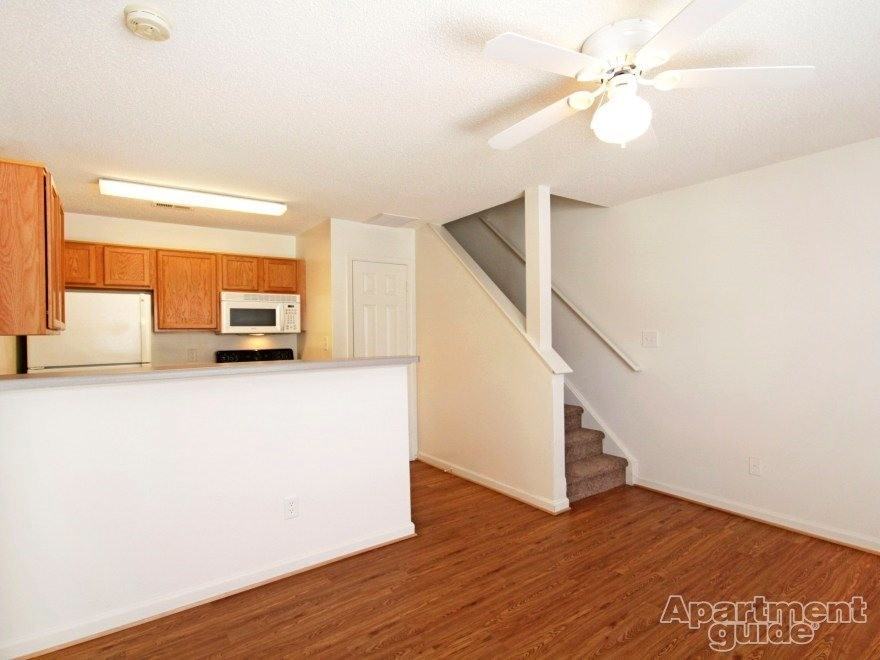 The Suites at Port Warwick - Photo 6 of 34