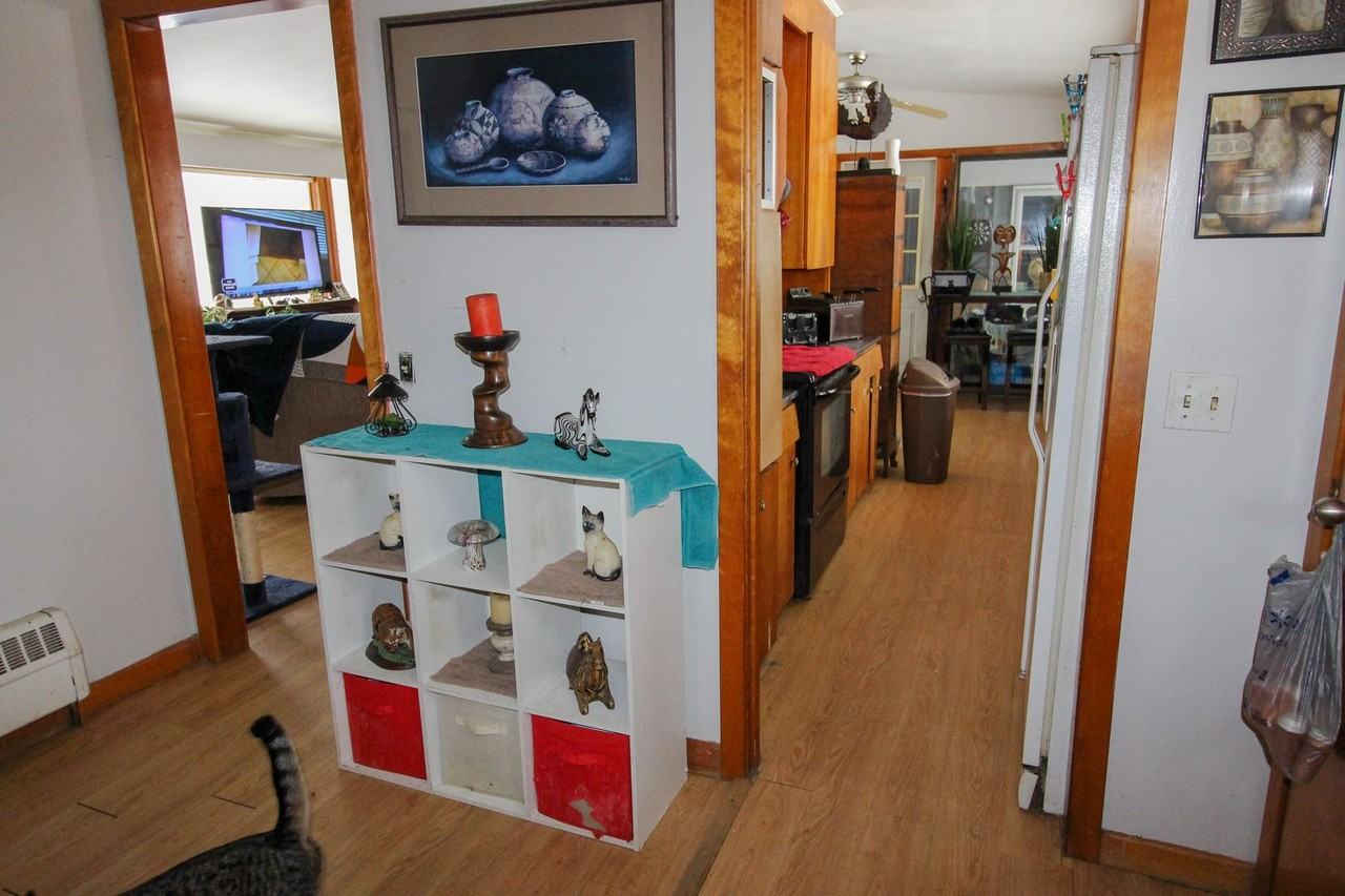 924 Danby Rd. - Photo 6 of 27