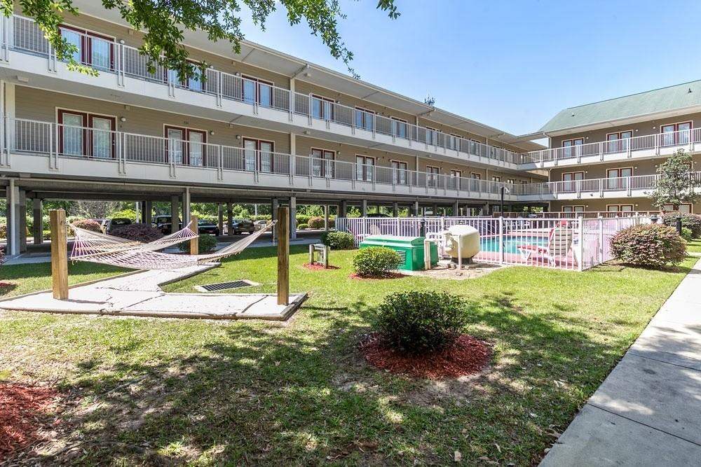 The Flats on High - Photo 3 of 19