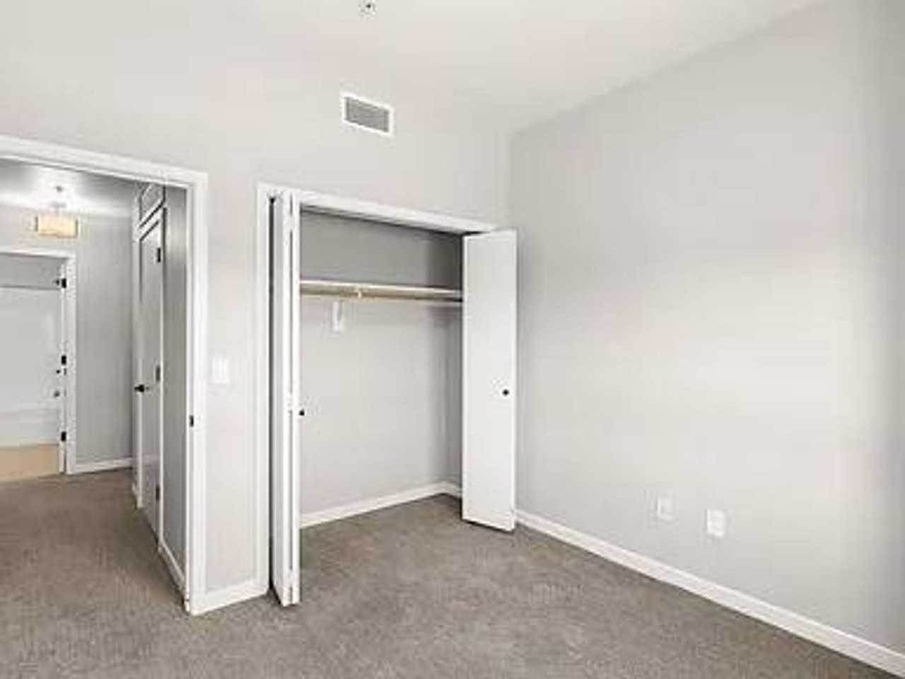 1127 Broadway St Ne #412 - Photo 7 of 12