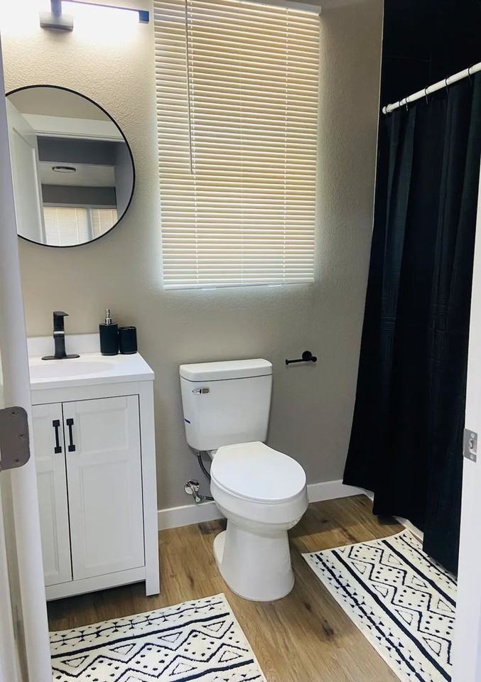 Silver Strike Condos Apartments 805 Residence St, Wallace, ID 83873