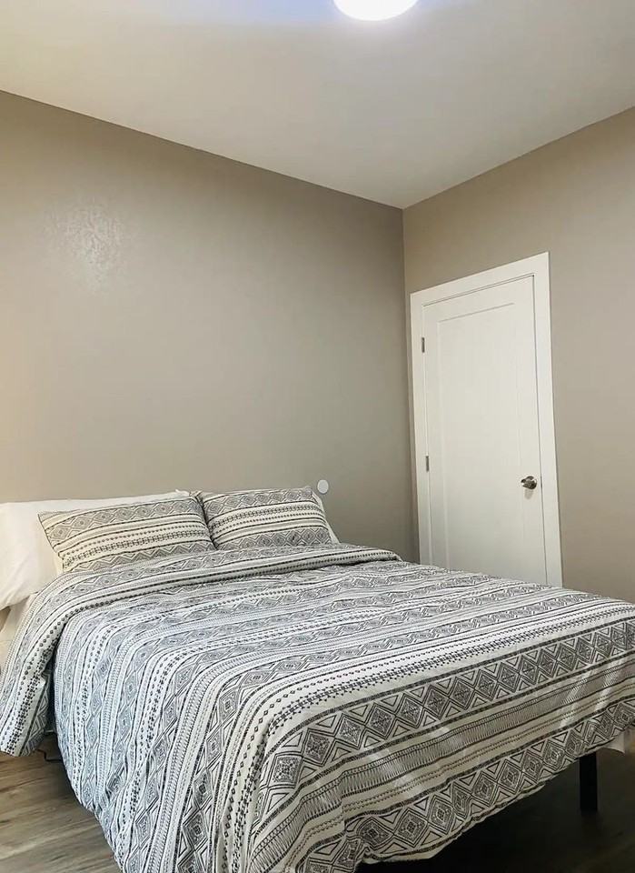 Silver Strike Condos - Photo 2 of 6