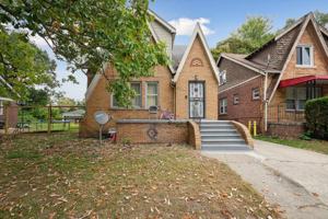 featured image of 15758 Mendota St