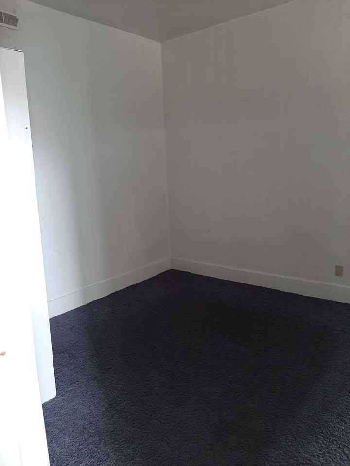 1020 - Photo 3 of 25