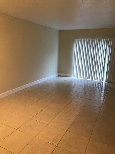 Sunrise Portfolio LLC (5941) - Photo 6 of 20