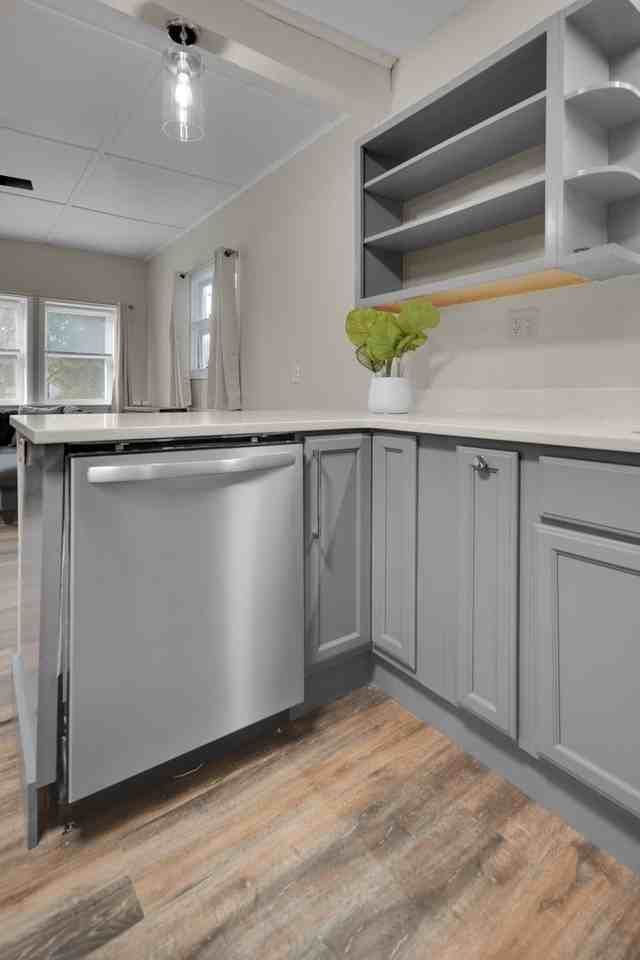 1005-1007 N Aurora St, LLC - Photo 4 of 31