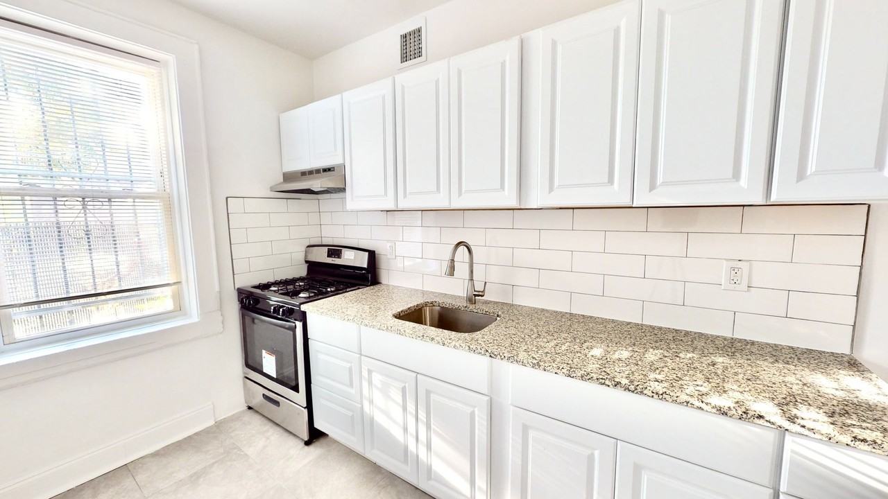 255 Prospect Street East Orange NJ 07018 - Photo 3 of 6