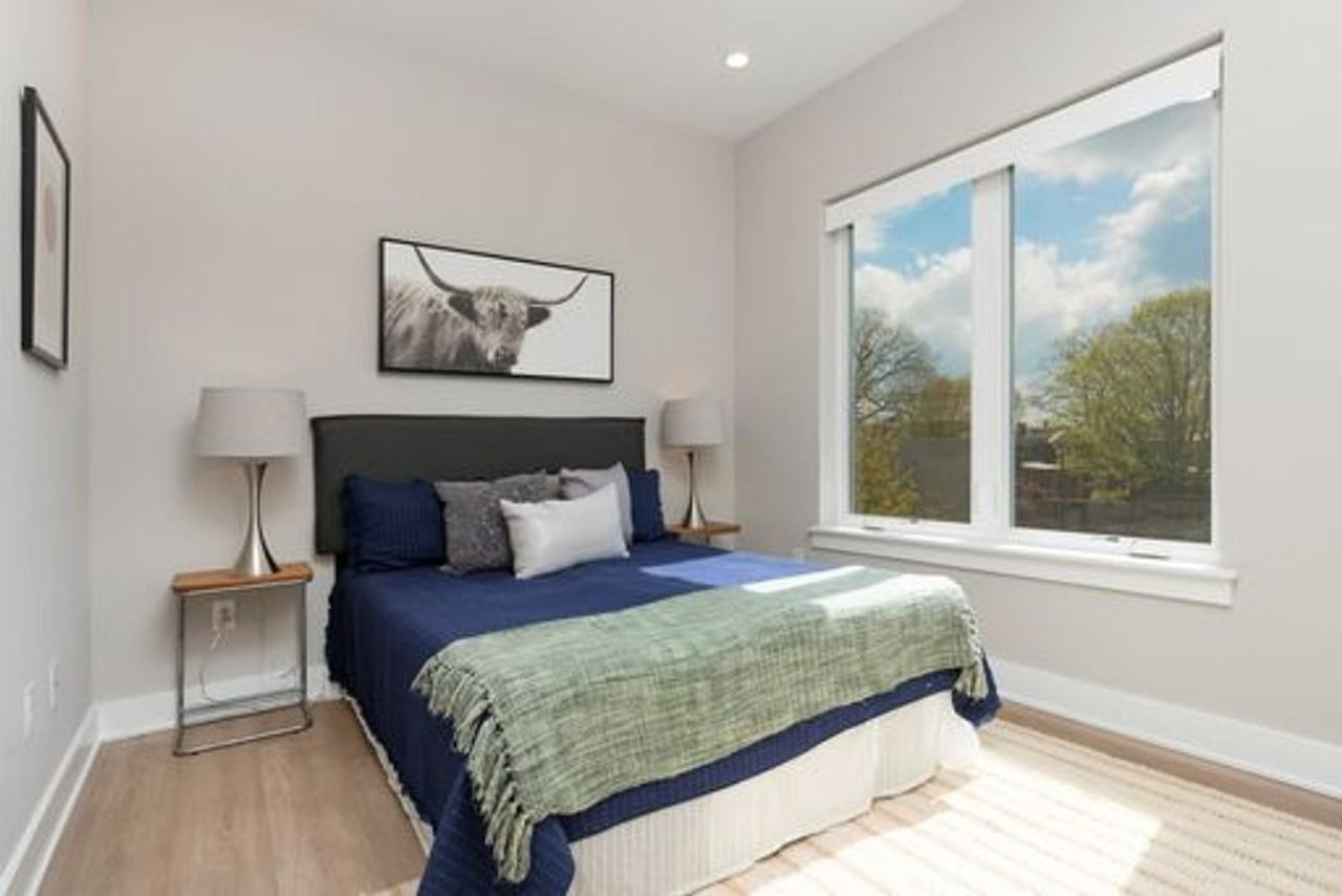 Washington Court - Photo 3 of 15