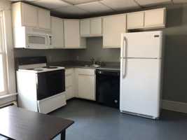 featured image of 633 W College Ave