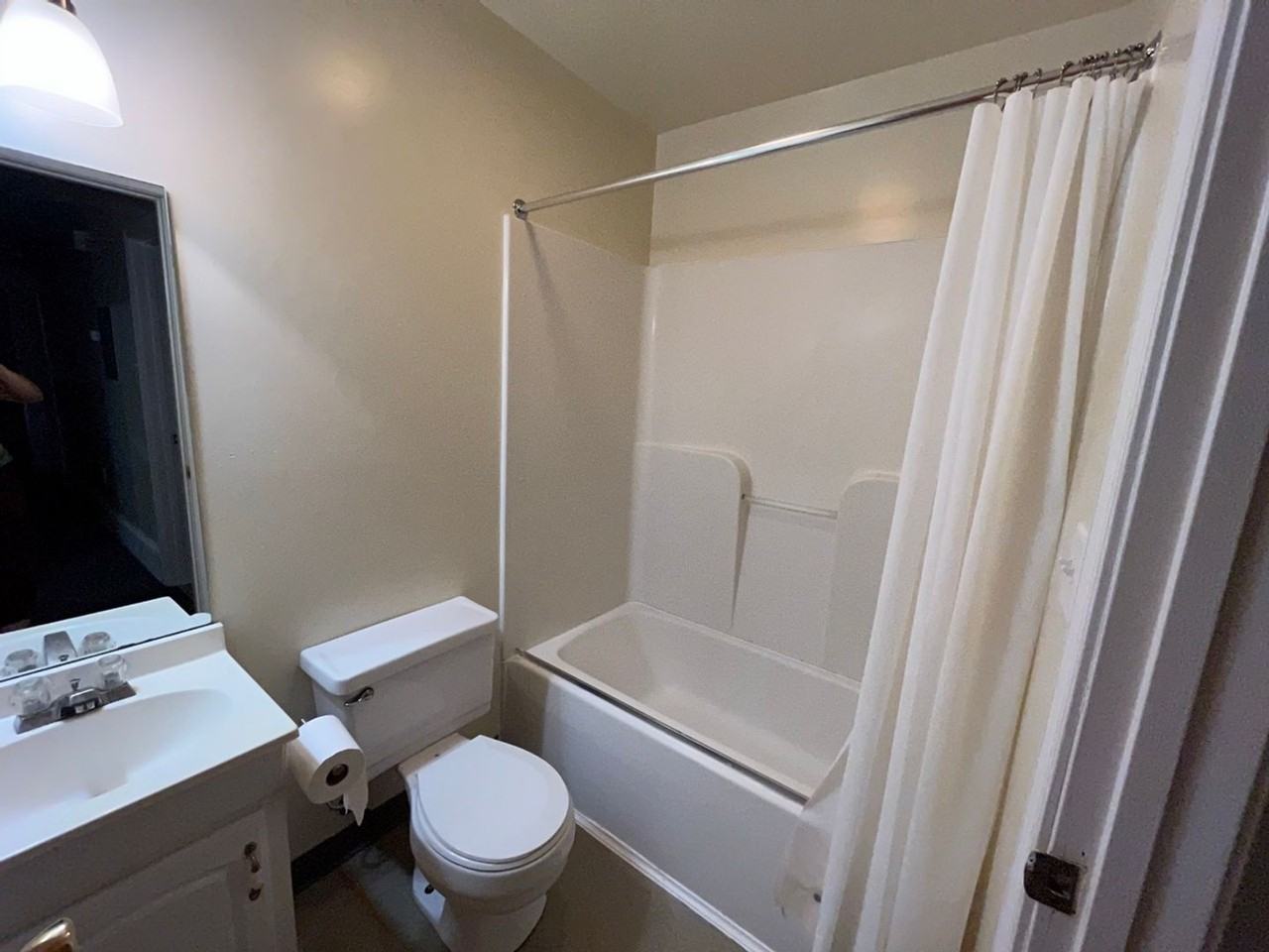 633 W. College Ave. - Photo 7 of 21