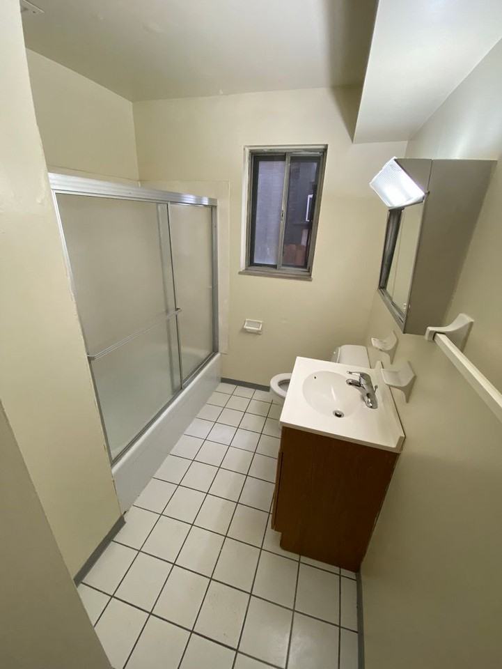 OSU Campus 1 & 2 bedroom 1 bath apartments - Photo 2 of 11