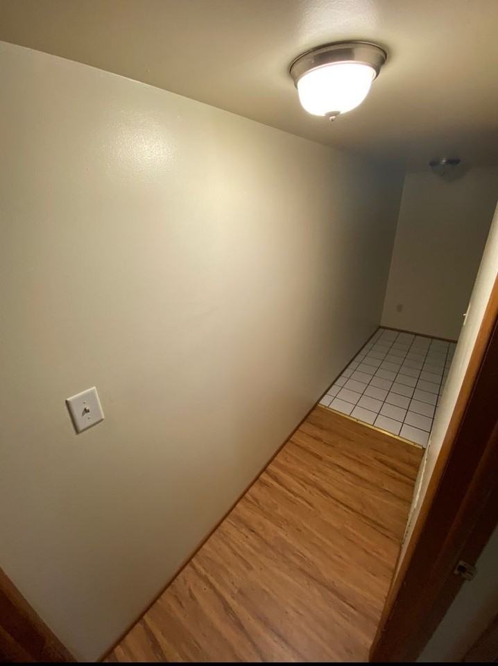 OSU Campus 1 & 2 bedroom 1 bath apartments - Photo 7 of 11