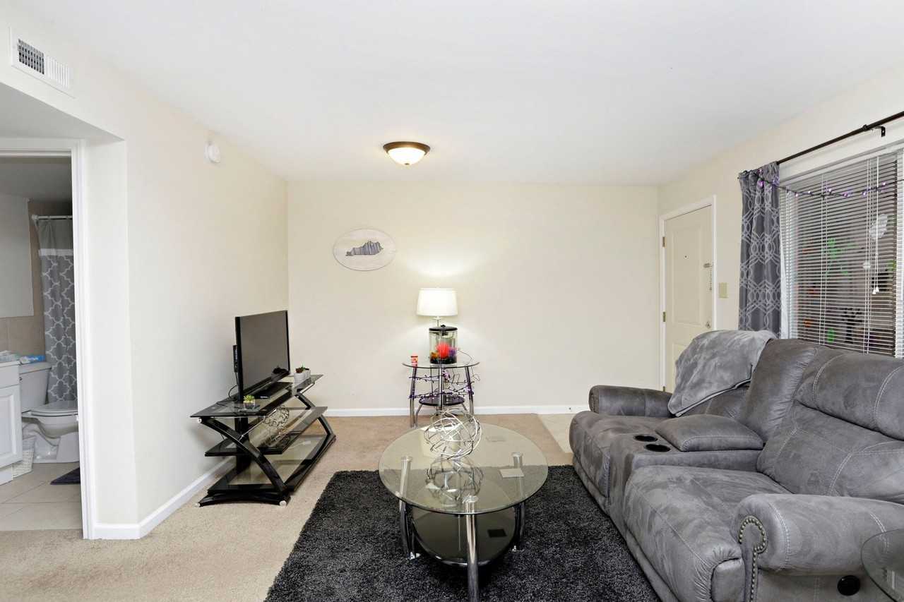 165 Virginia Avenue - Photo 5 of 24