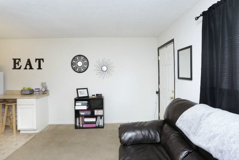 178 Leader Avenue - Photo 5 of 23