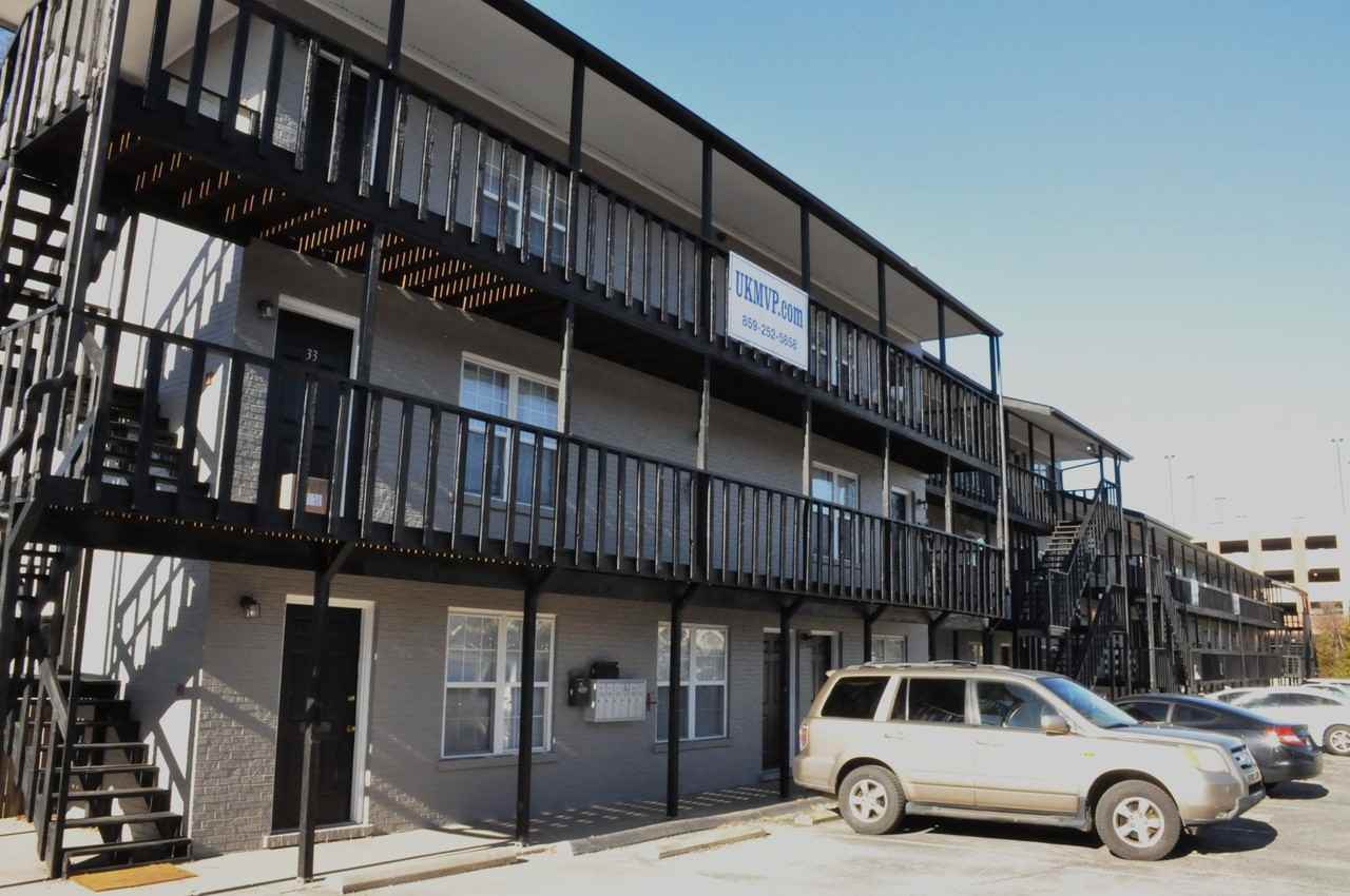 805 Press Avenue - Photo 3 of 50