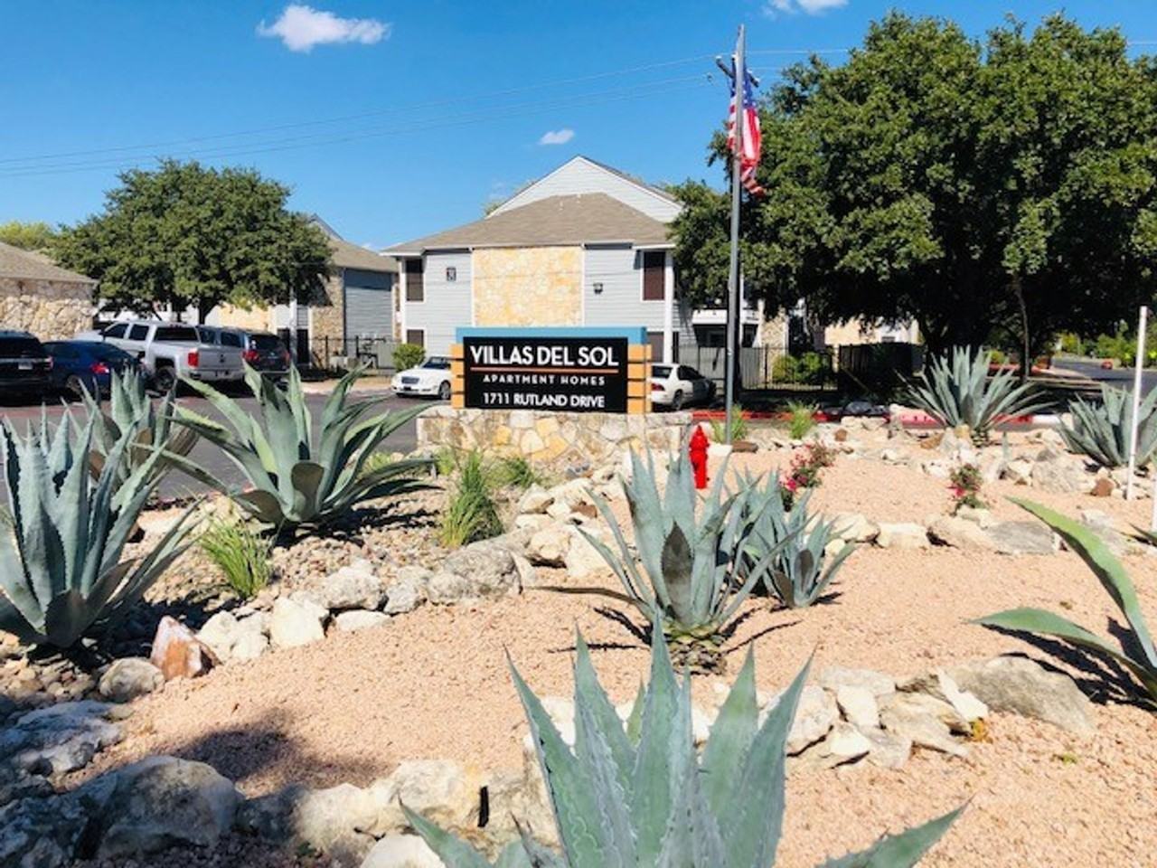 Affordable Domain units - Photo 7 of 50