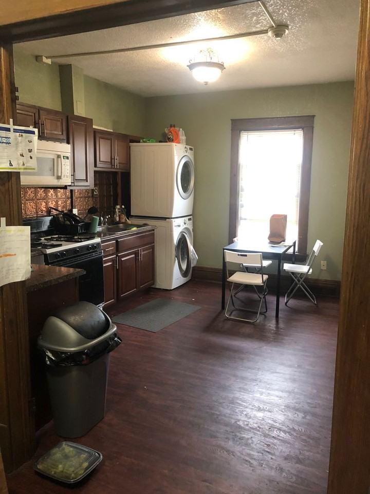 1231-8TH - Photo 4 of 11
