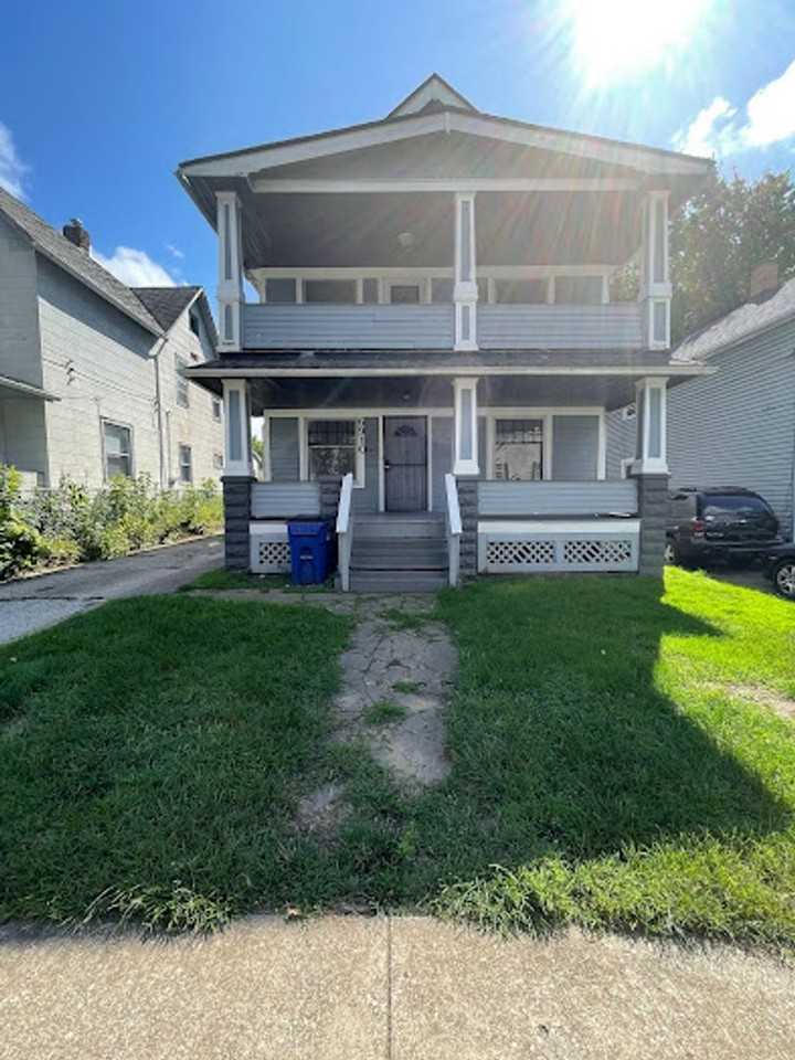 6910 Gertrude Ave - Photo 2 of 22