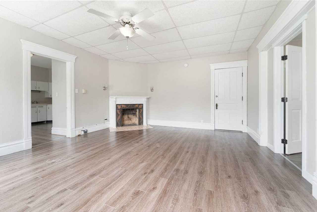 1103 Main St - Photo 7 of 22