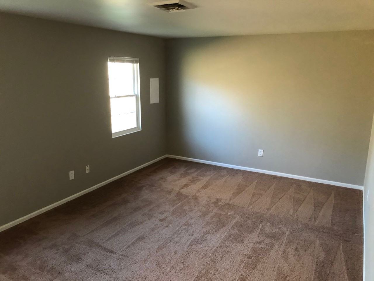 Devonshire Park Apartments - Photo 6 of 16