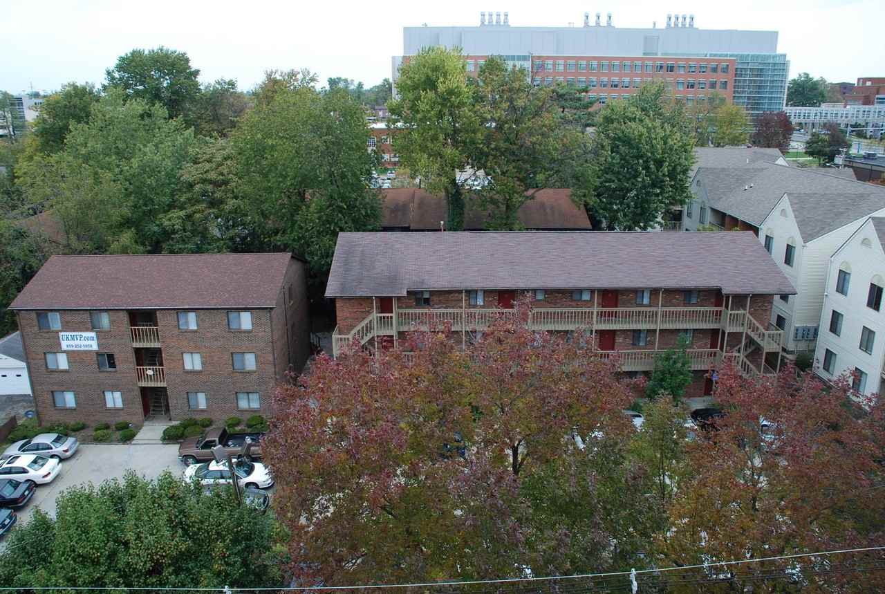 145 Transcript Avenue - Photo 6 of 29