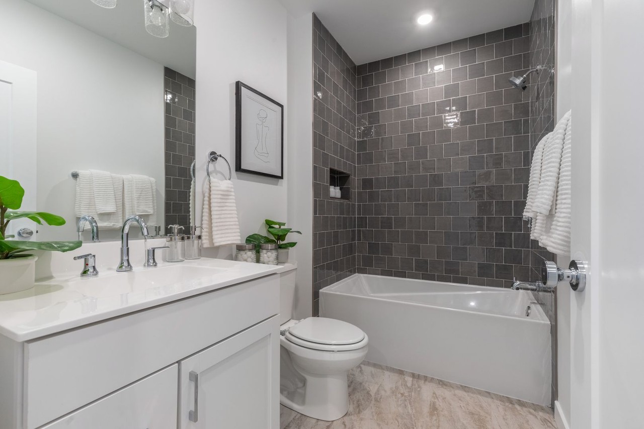 The HQ - Photo 6 of 6