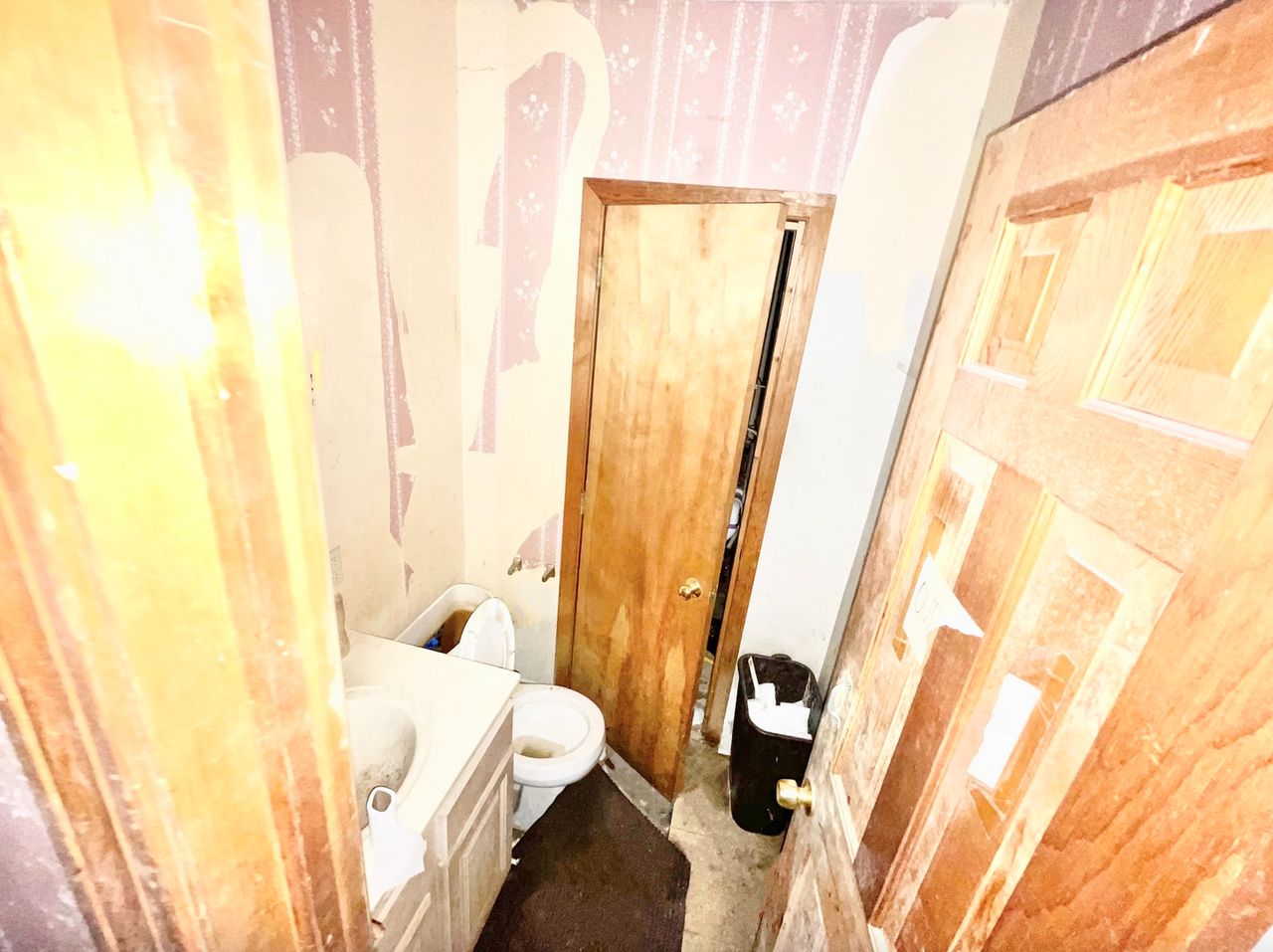 133 West Main St - Photo 6 of 15