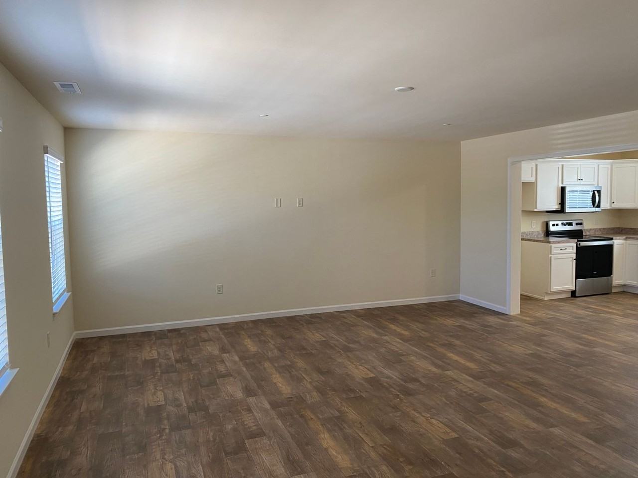 29-39 Skip Ln. - Photo 3 of 41