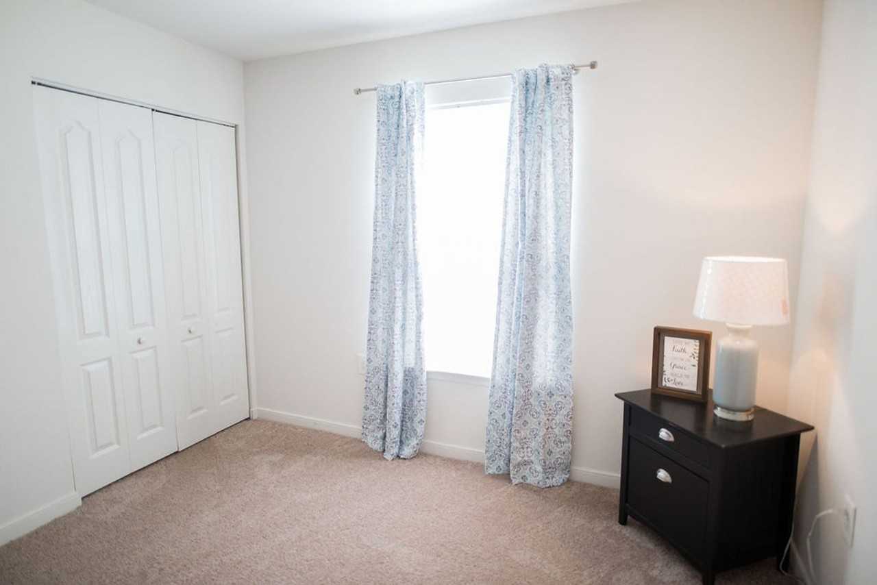 The Villas of Oakwood - Photo 6 of 50