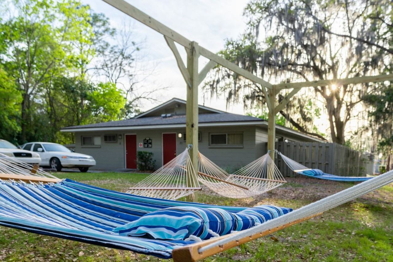 The Hammocks off 6th - Photo 7 of 50