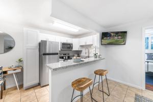 featured image of 3751 Sw 20th Ave