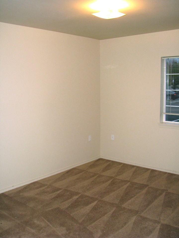 4995 Delight St N #106 - Photo 7 of 10