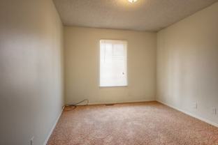 1902KA - Photo 1 of 1