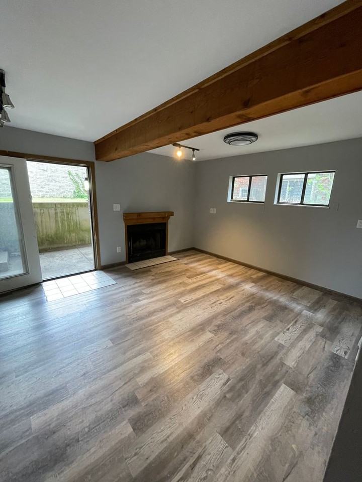 OSU Gateway 4 bedroom 2 full bath 3 apartment - Photo 3 of 50