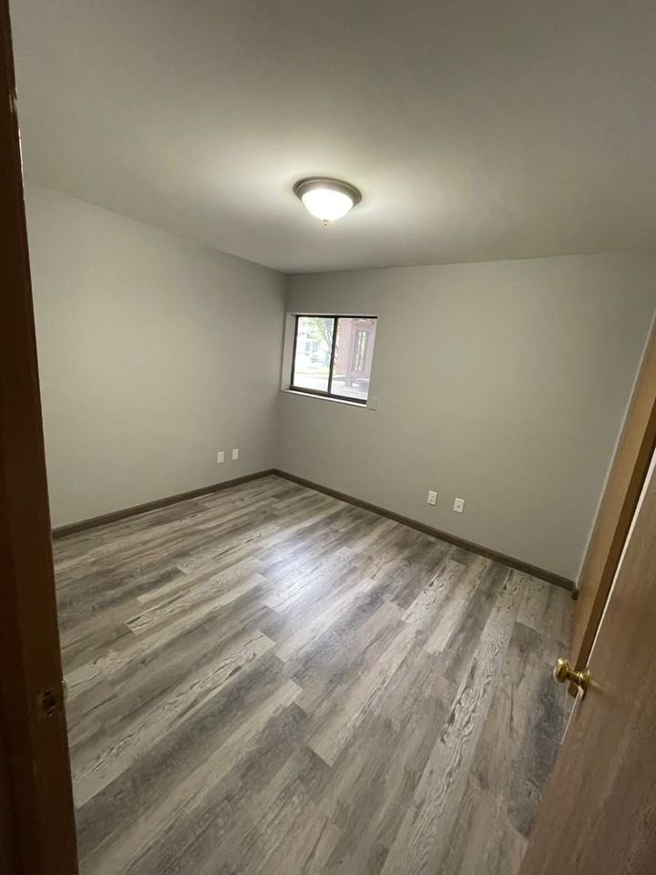 OSU Gateway 4 bedroom 2 full bath 3 apartment - Photo 6 of 50