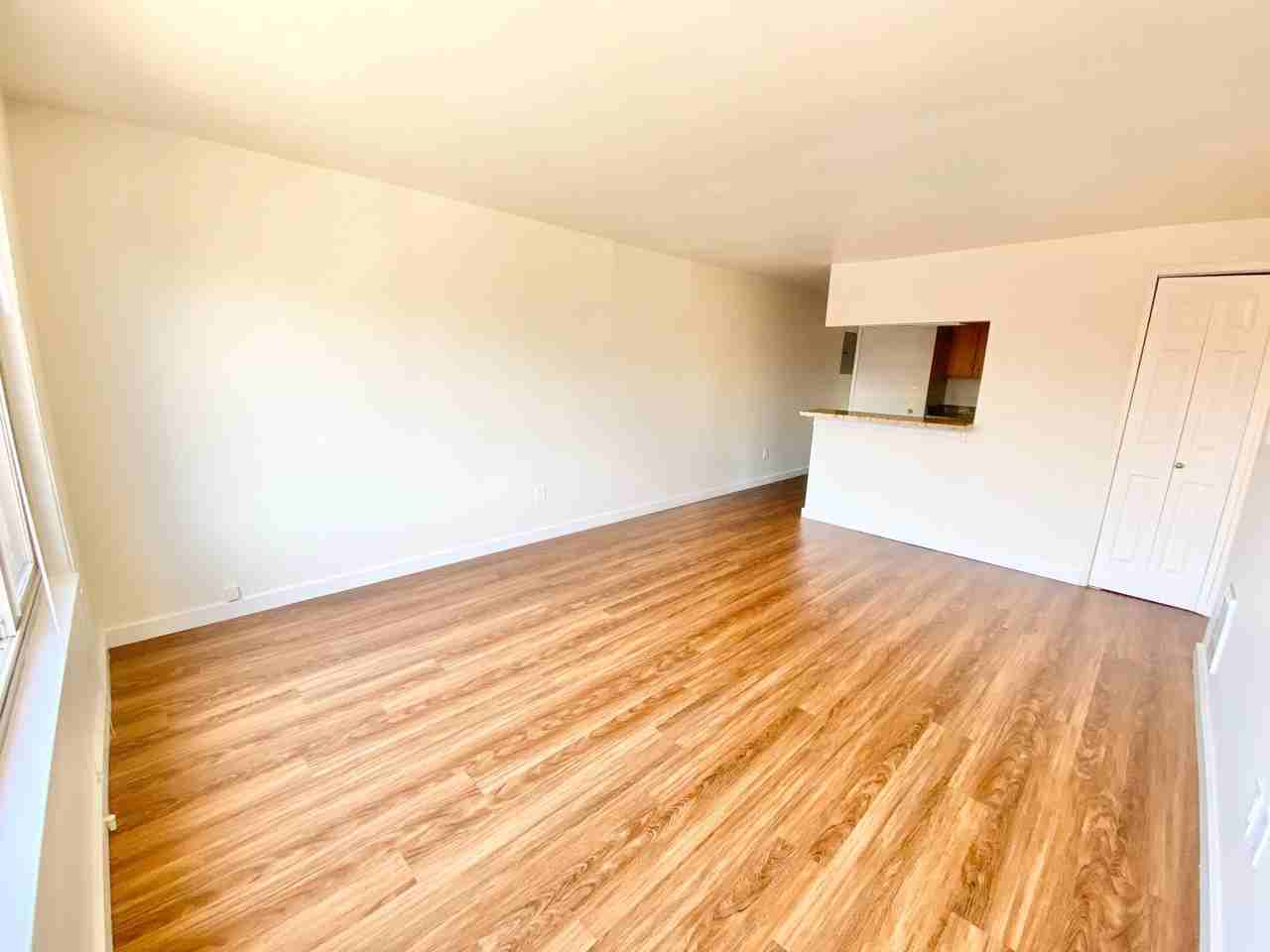 Summit Apartments - Photo 6 of 42