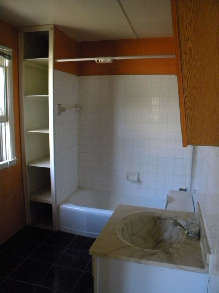 628-4TH - Photo 5 of 11