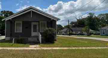 featured image of 2781 Sabine Pass Ave