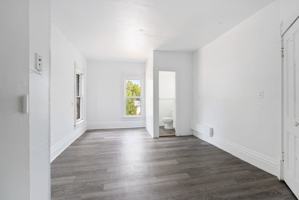 featured image of 2314 Walnut St