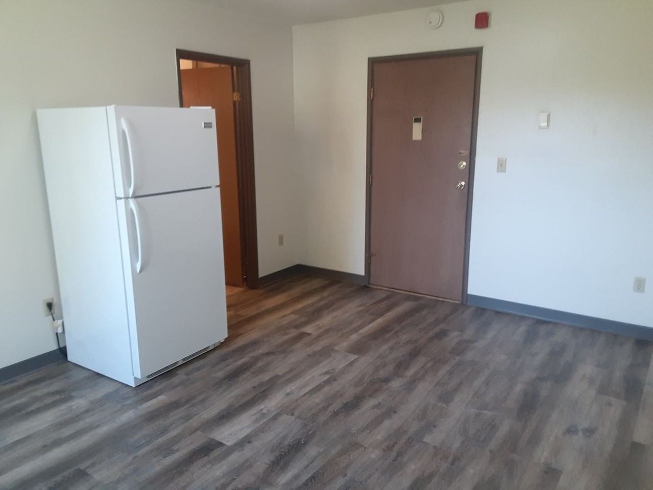 Valley Terrace (3315 & 3325) - Photo 2 of 22