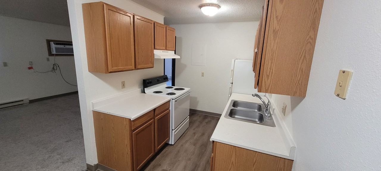 Park 36 Estates (817 & 821) - Photo 4 of 26