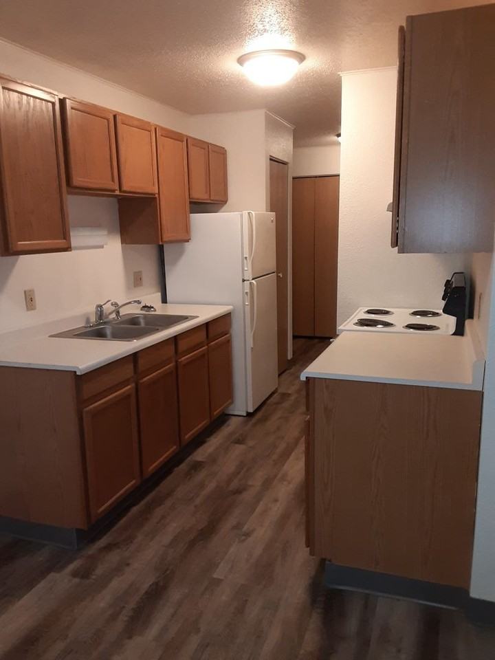 Park 36 Estates (817 & 821) - Photo 3 of 18