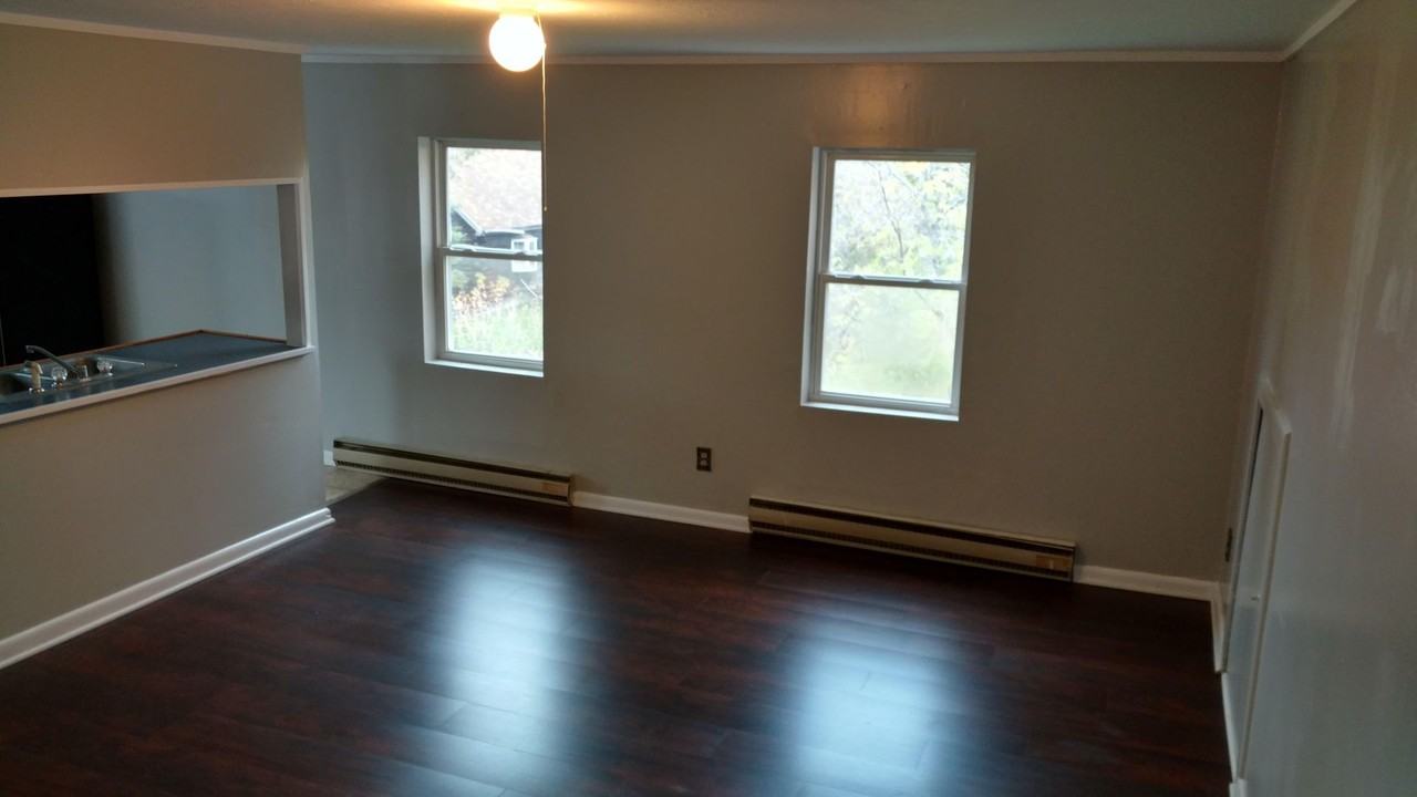 County Rte 179 /Greg Shpunder - Photo 2 of 6