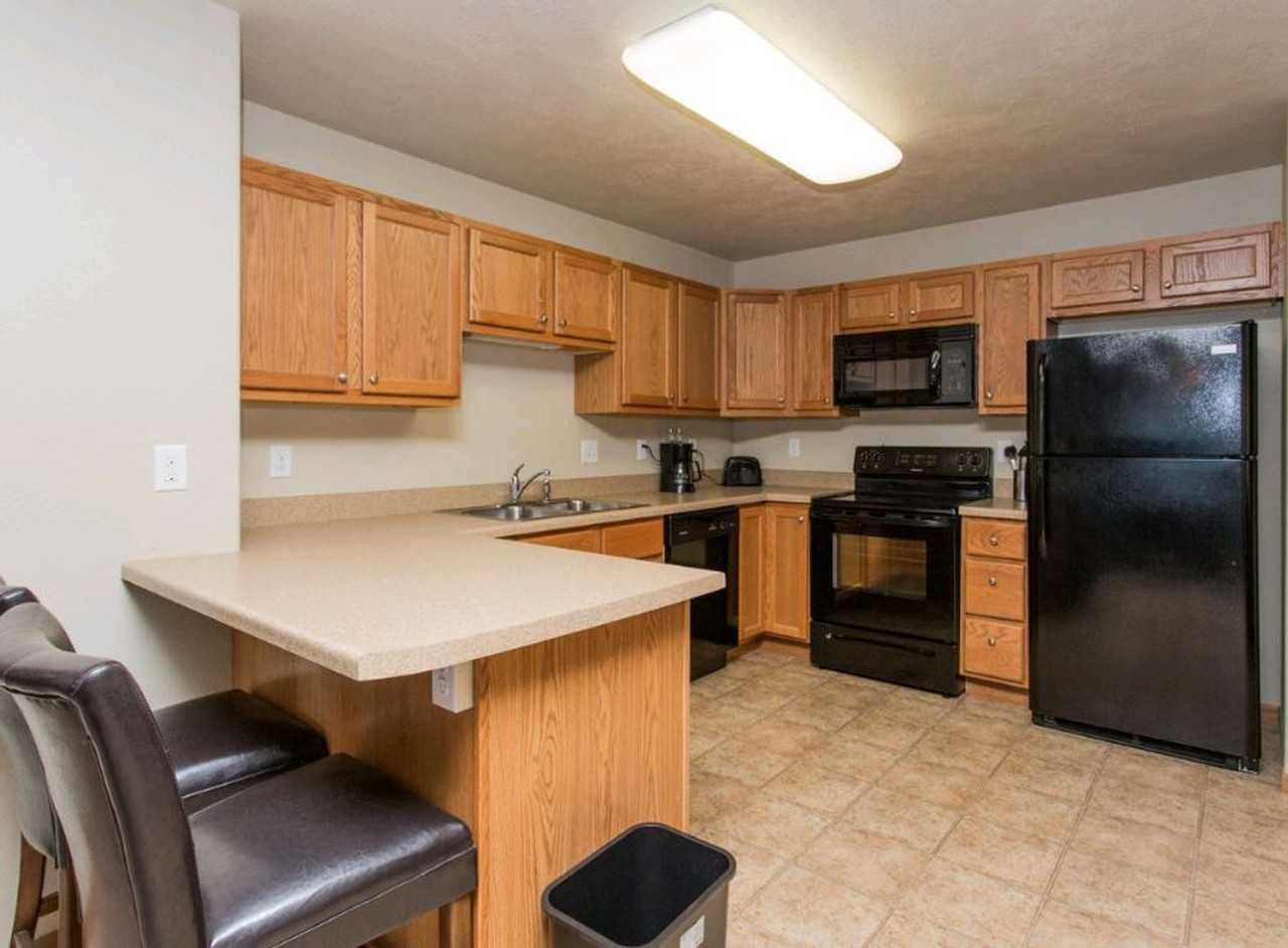 Northdale 2820 - Photo 2 of 26